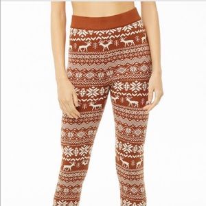 Nordic pattern knit leggings